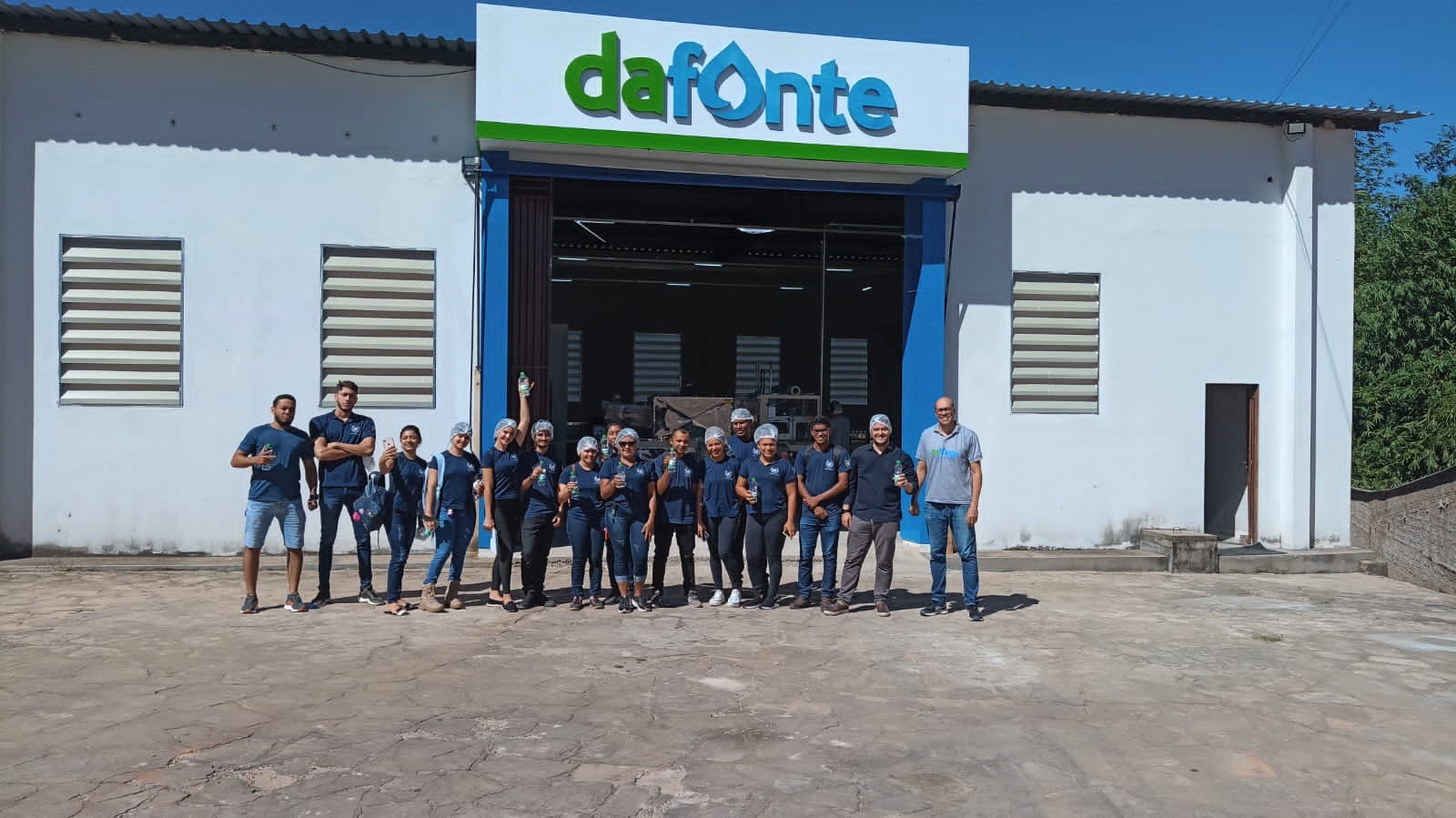 Grupo de estudantes do Curso de Gestão da Qualidade faz visita técnica à empresa de Barra de Corda