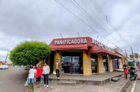 Estudantes de Gestão da Qualidade realizam estudo de campo sobre serviços em padarias de Codó