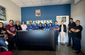 Alunos de Logística realizam visita técnica à Braspress em Teresina